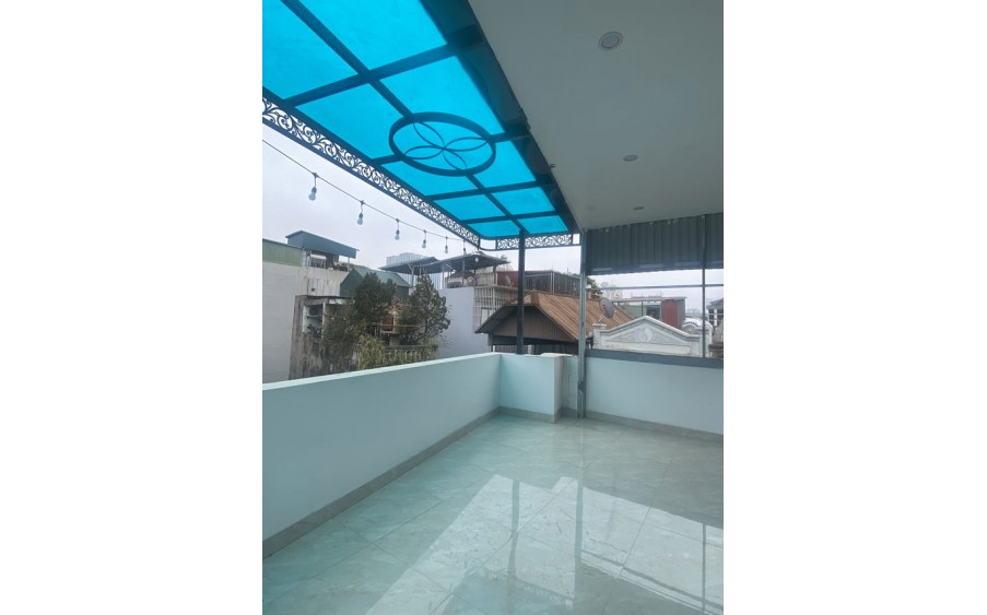 Mặt Phố Trại Cá 45m2 x 5 tầng, thang máy. Ngõ thông, ô tô vào nhà, kinh doanh