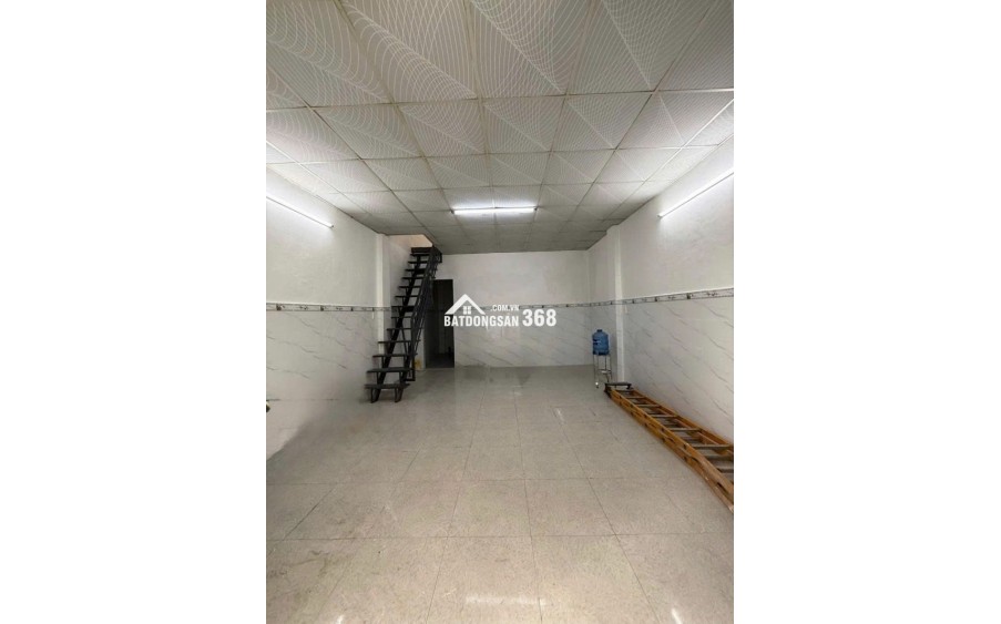 Nhà đẹp ngay Lý Thường Kiệt Q,10-Giá hơn 6 tỷ-hẻm thông nhiều đường-tiện ích xung quanh
