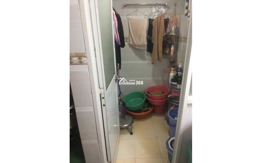 Cần bán căn hộ trung tâm quận 5 giá chỉ 2,4 tỷ