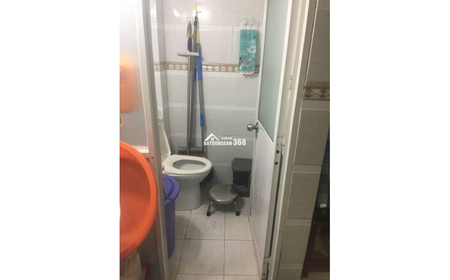 Cần bán căn hộ trung tâm quận 5 giá chỉ 2,4 tỷ