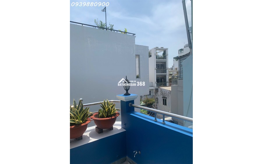 Bình Thạnh, HXH đỗ cổng - 52m2 - Giá 6,8Tỷ TL