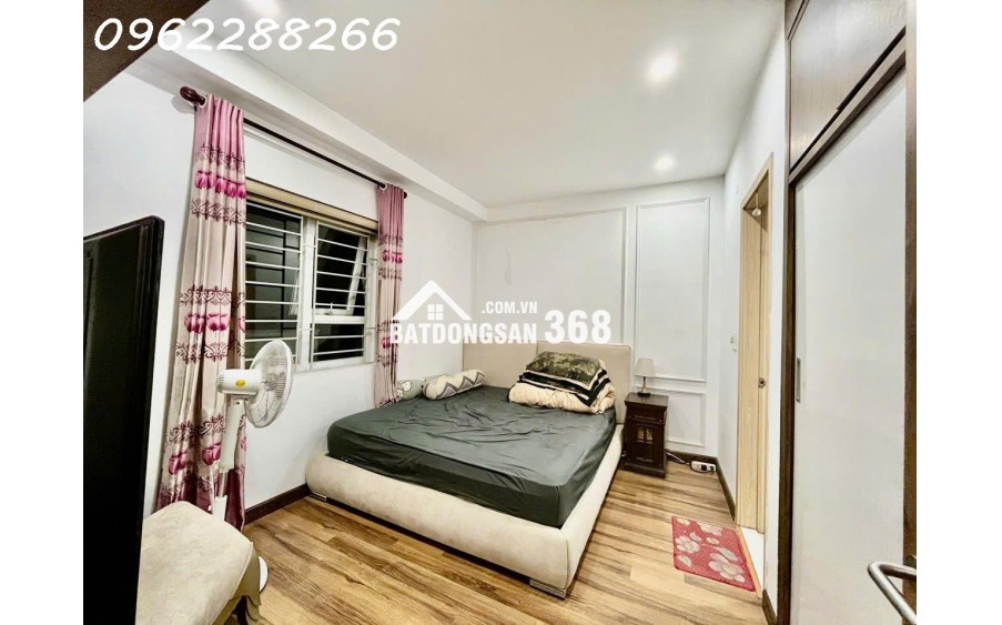 Bán gấp nhà lk tại KĐT Văn Phú, 10,7 tỷ, 35m2, 5T thang máy Hà Đông
