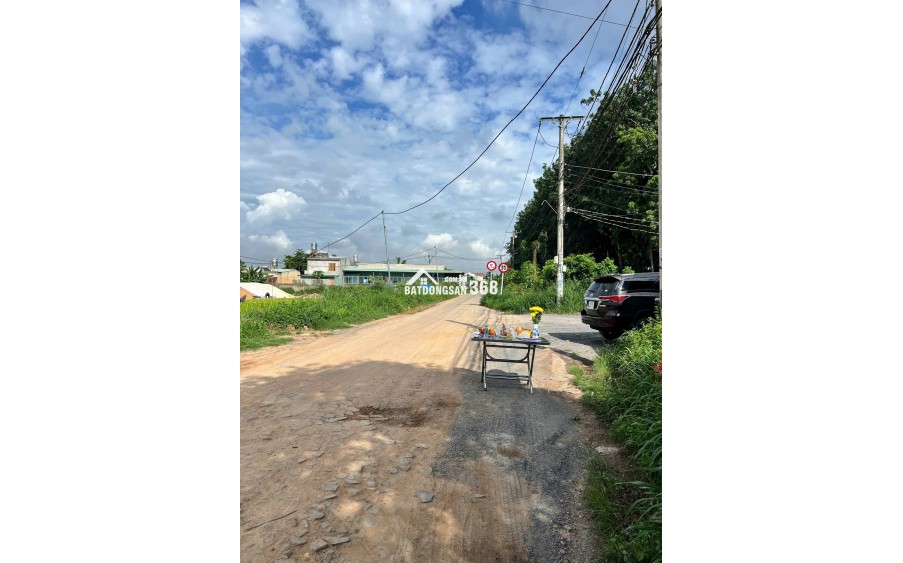 Bán đất mặt tiền Quảng Tiến 27, giá 1,25 tỷ, cách chợ Trà Cổ 1km