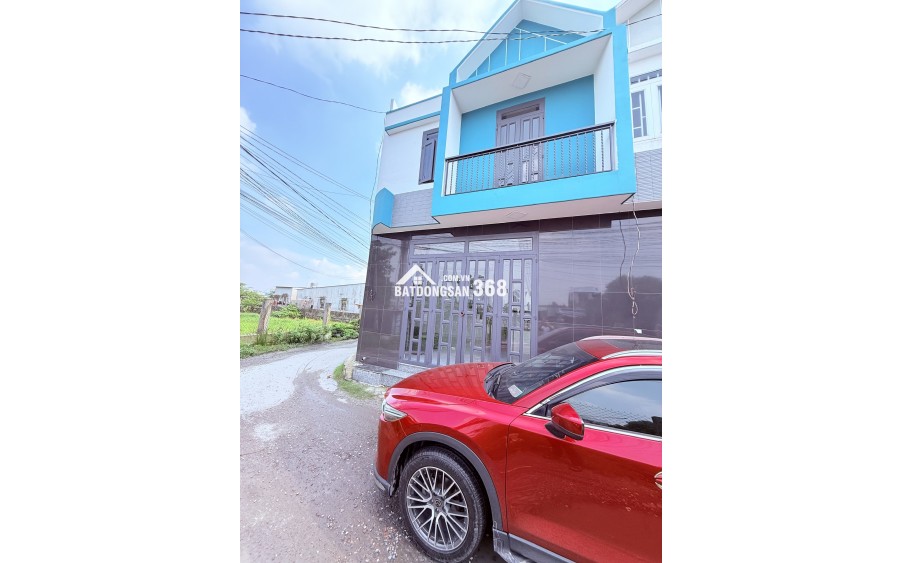 NHÀ ĐẸP HỐC MÔN , GẦN CHỢ , KCN GIÁ HƠN 700TR Sổ hồng riêng