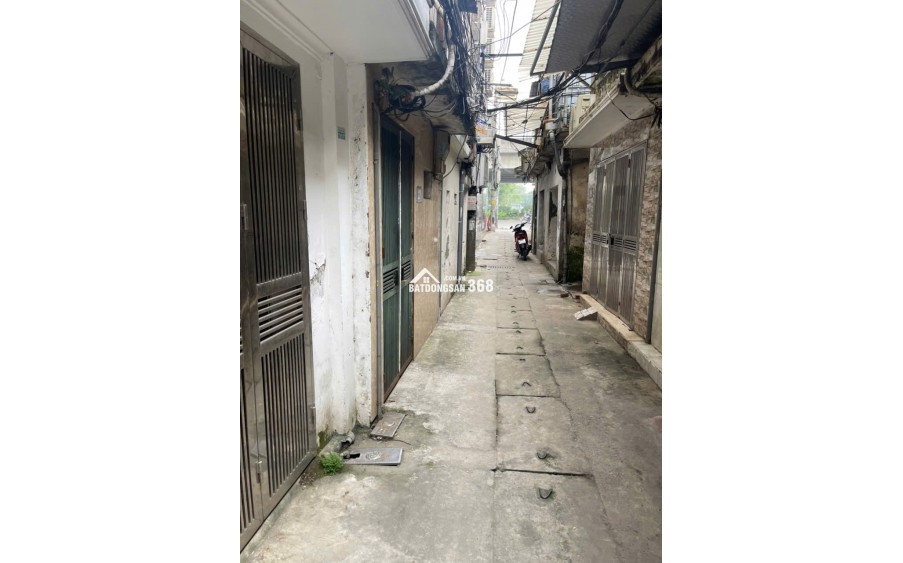 Bán căn nhà Hà Nội tập thể tầng một Nguyễn Xiển