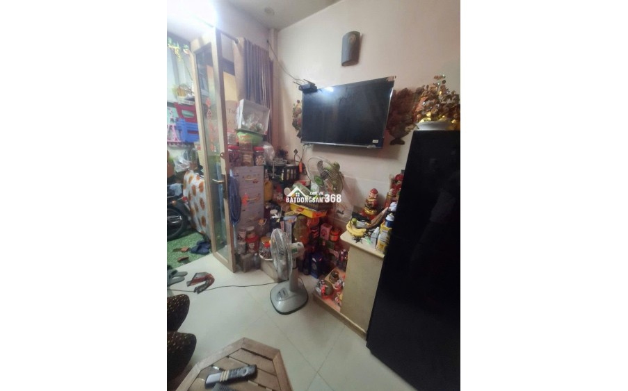 Bán Nhà nhỏ 3 tầng Quận 6, Bình Tiên 3x6 chỉ có 2 tỷ x tiểu học