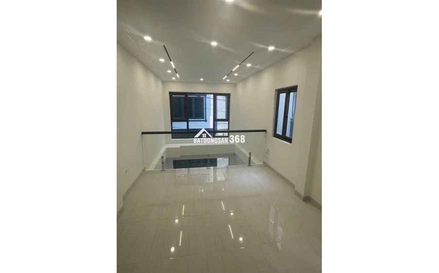 PHỐ VIP - Đàm Quang Trung - Lô góc 2 thoáng - Ô tô - chỉ 6.6 t.ỷ