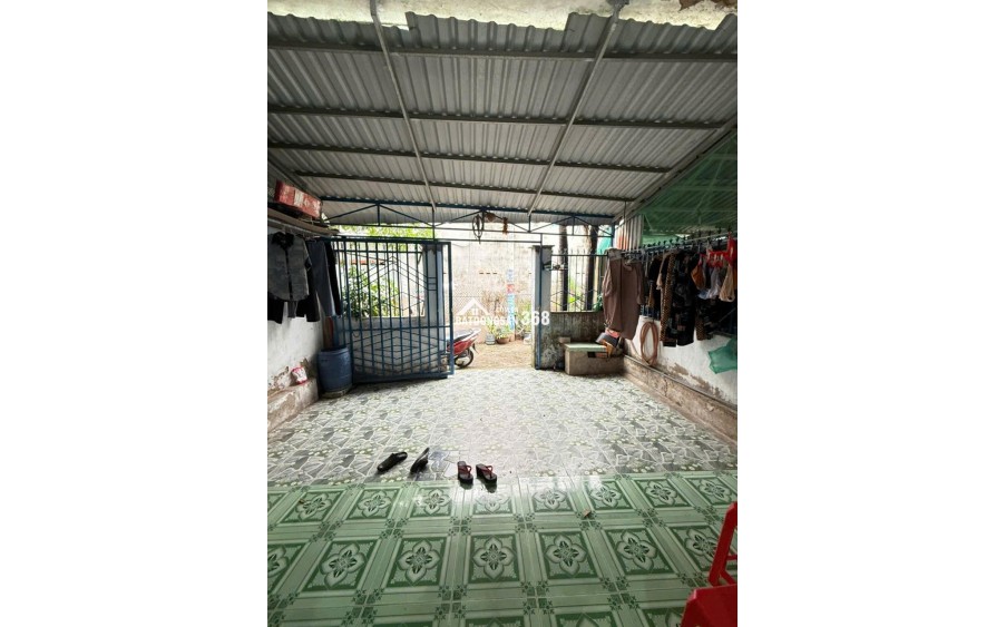 Nhà cấp 4 100m² 2PN hẻm ô tô kế Vinhomes Nguyễn Xiển – 3.25 tỷ