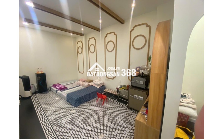 Bán nhà mặt tiền đường 3/2, quận 10 kết cấu 4 tầng chỉ 23.5 tỷ còn TL