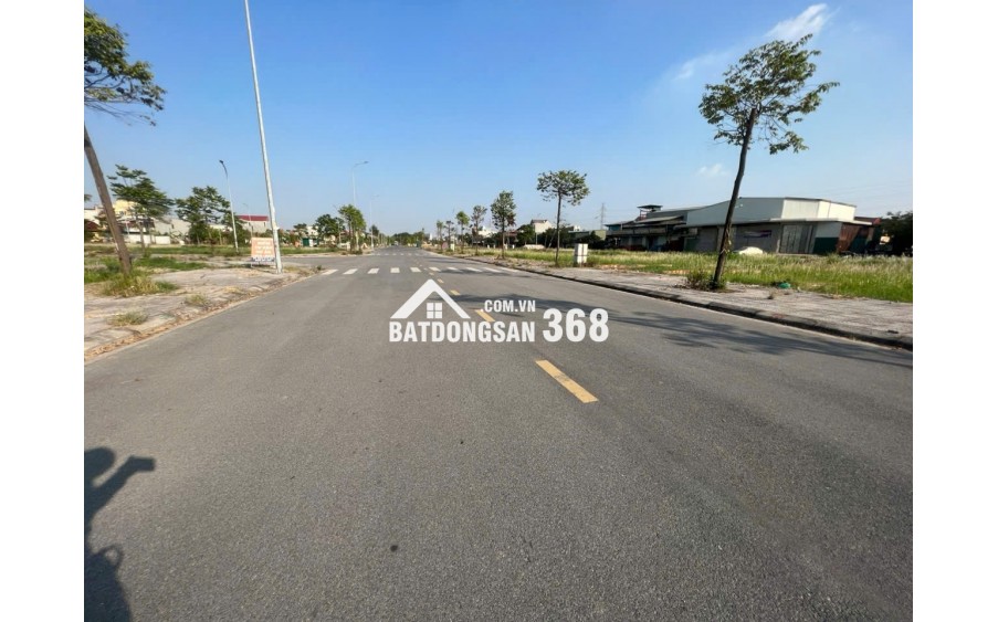 Tọa lạc tại Bảo Long New City, Hương Mạc, Từ Sơn, Bắc Ninh, đất nền này có diện tích 100m2 và giá bán 4,1 tỷ 
 Đây là cơ hội tuyệt vời  Diện tích: