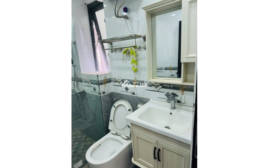 Cần bán Siêu Phẩm nhà Hồ Tùng Mậu 31m2 5 tầng full công năng - Giá nhỉnh 8t