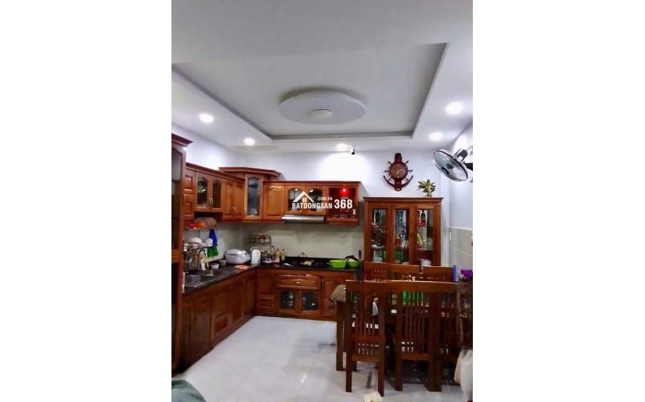 NGỠ KHÔNG CÓ NHÀ 4 TẦNG, NHỈNH 7 TỶ
AI NGỜ CÓ CĂN QUÁ ĐẸP, HXH, GẦN NGÃ 4 ÂU CƠ vs LẠC LONG QUÂN (TB).