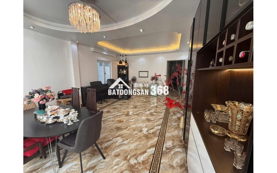  SIÊU PHẨM NHÀ ĐẸP ĐỊNH CÔNG, HOÀNG MAI 
 Diện tích: 80m² – Mặt tiền rộng 5m – Ô tô đỗ gần cửa
 Giá bán: Hơn 13 tỷ (có thương lượng)
