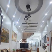 Nhà đẹp phố Phúc Tân-Hoàn Kiếm-Hà Nội, 4 tầng, ô tô đỗ cửa, sân cổng, ba bước tới hồ Hoàn Kiếm