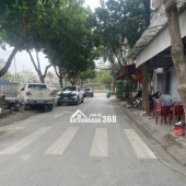 NHA DAN XAY- O TO DE NGAY DEM - GIAO THONG THUAN TIEN