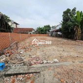 Đất Mặt Tiền, Ngay Trung Tâm Thị Trấn Bến Lức,, Lộ Giới 12m Chỉ 2,6 tỷ Full Thổ Cư.