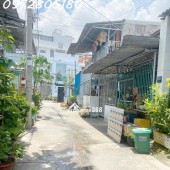 Bán Nhà C4 rộng rãi 70m2,3Pn,Hẻm xe Hơi Ngay Tỉnh lộ 43, Bình Chiểu Thủ Đức, Chỉ 4 tỷ