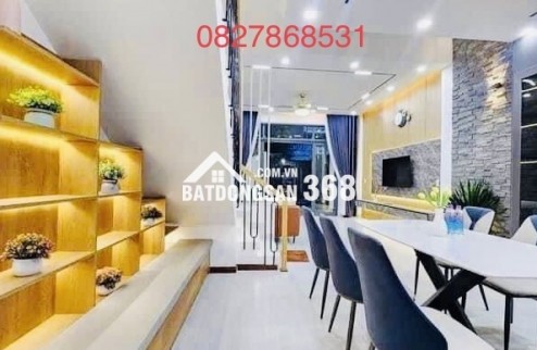 SIÊU PHẨM Ô TÔ - KD - NHÀ ĐẸP- 40M2 -5T – 10.3 TỶ CẦU GIẤY