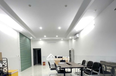 Căn nhà đẹp 2 mặt tiền ngay ngã tư gần đường Minh Mạng, Q.Ngũ Hành Sơn, TP. Đà Nẵng