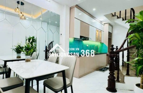BÁN GẤP NHÀ HUỲNH TẤN PHÁT  - 3 TẦNG  - 49,5M2 - TẶNG FULL thiết kế bên trong - 4TỶ5