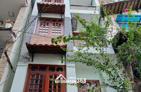BÁN NHÀ 4 TẦNG HXH 6M GẦN SÂN BAY CHỈ 9.5 TỶ