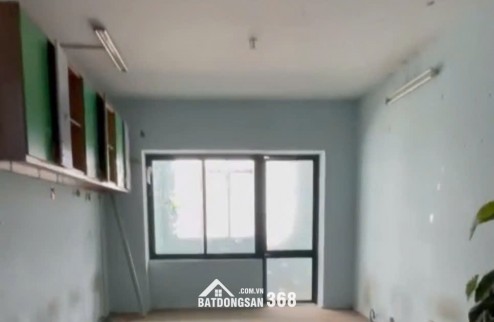 Bán căn nhà Hà Nội tập thể tầng một Nguyễn Xiển