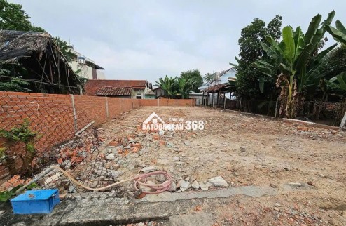 Đất Mặt Tiền, Ngay Trung Tâm Thị Trấn Bến Lức,, Lộ Giới 12m Chỉ 2,6 tỷ Full Thổ Cư.