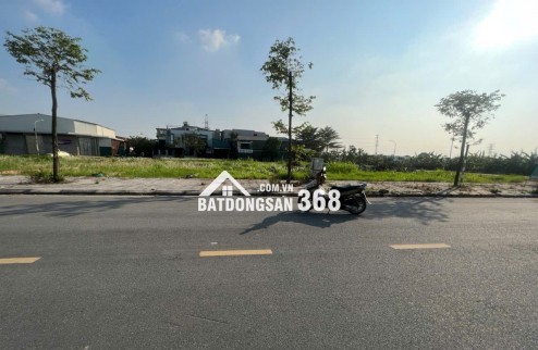 Tọa lạc tại Bảo Long New City, Hương Mạc, Từ Sơn, Bắc Ninh, đất nền này có diện tích 100m2 và giá bán 4,1 tỷ 
 Đây là cơ hội tuyệt vời  Diện tích: