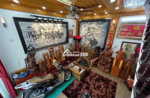 Cực HotNhà mặt phố Cù Chính Lan  6 tầng full công năng - oto kinh doanh sầm uất - Giá gần 11T