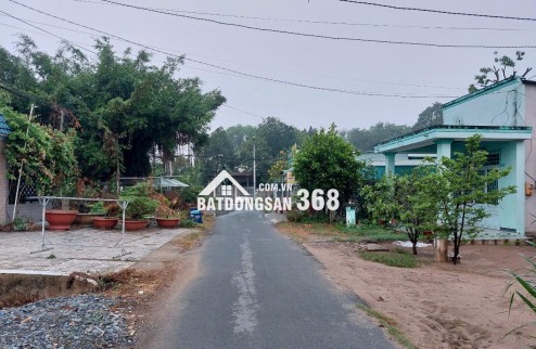 Bán gấp lô đất mặt tiền đường Tân Thông Hội, 173m2 full thổ cư, SHR