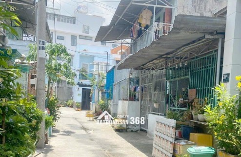 Bán Nhà C4 rộng rãi 70m2,3Pn,Hẻm xe Hơi Ngay Tỉnh lộ 43, Bình Chiểu Thủ Đức, Chỉ 4 tỷ