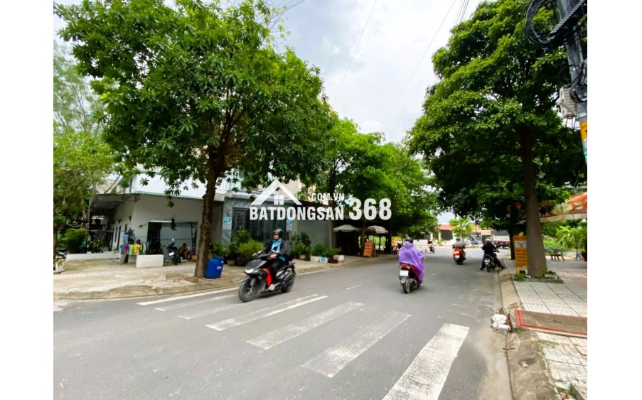 Bán nhà mặt tiền 114m2 (5x23m), 3 tầng 4PN, KDC Nam Khang, Long Trường, Q9, chỉ 9.7 tỷ
