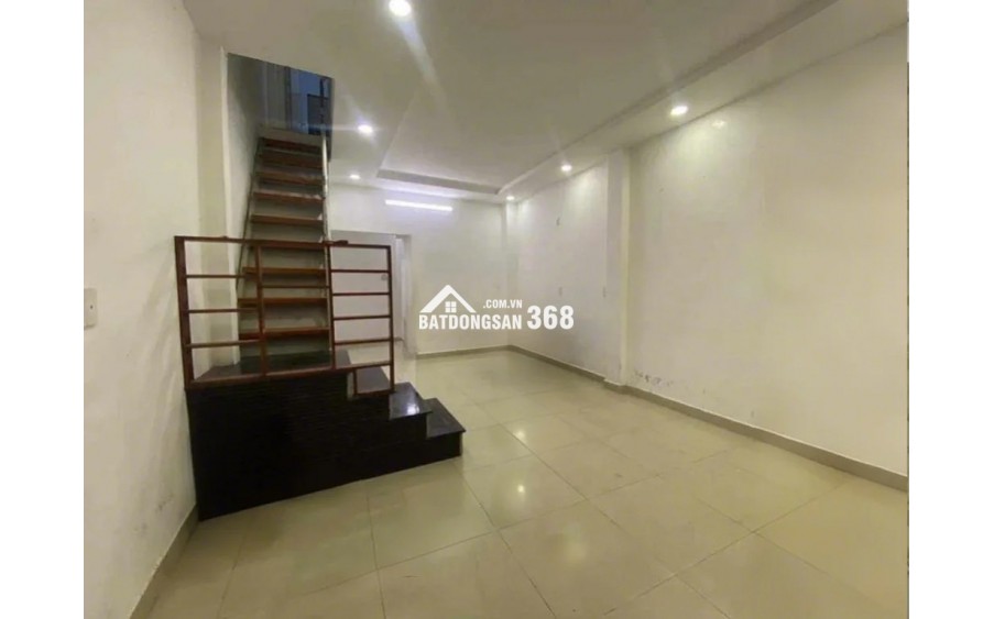Nhà Quận 3: 3 Tầng, 36m2, 2PN, Hẻm 3m, Nguyễn Đình Chiểu, Giá 5.5 Tỷ