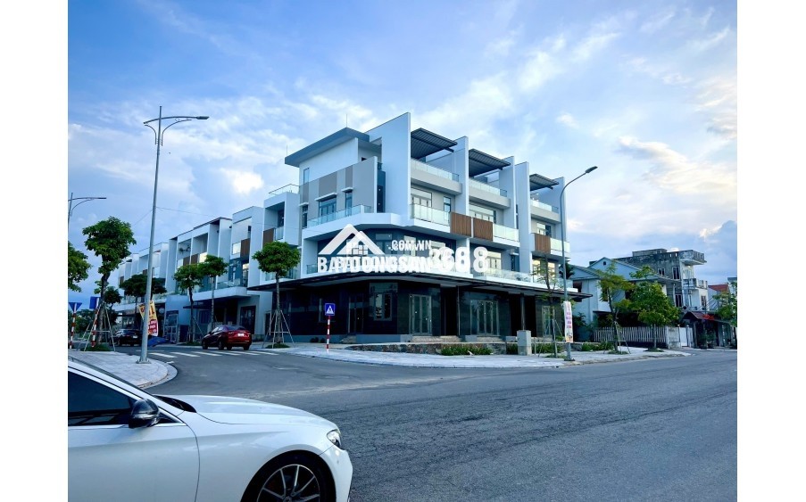 TOPAZ CITY CORE