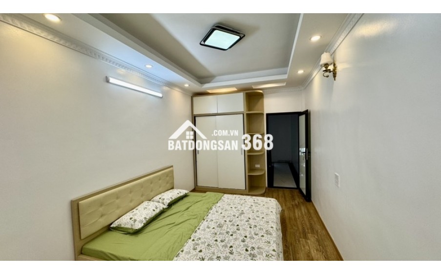 Bán nhà Minh Khai, đối diện Hòa Bình 7, sổ 42 m2, giá chào 6,15 tỷ.