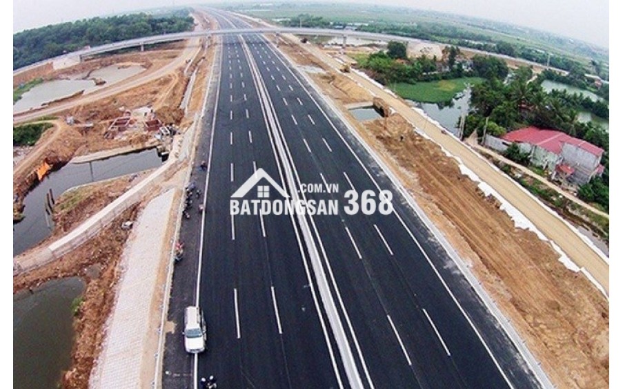 650tr sở hữu lôn đất ngay chợ Tân Phước , đường nhựa thổ cư sổ sẳn