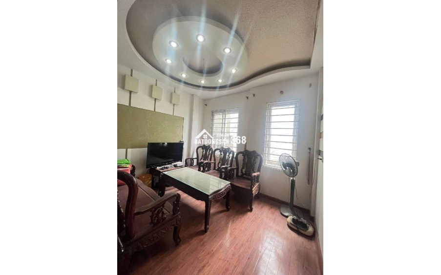 2 NHÀ RA PHỐ - VỊ TRÍ ĐẸP - Yên Hòa - Cầu Giấy