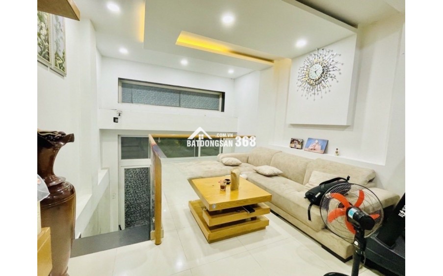 HIẾM BÁN NHÀ 5 TẦNG CÓ HẦM - HXH 8M - Đ.NGUYỄN XÍ Q.BÌNH THẠNH - 52M2 - CHỈ 11,5 TỶ