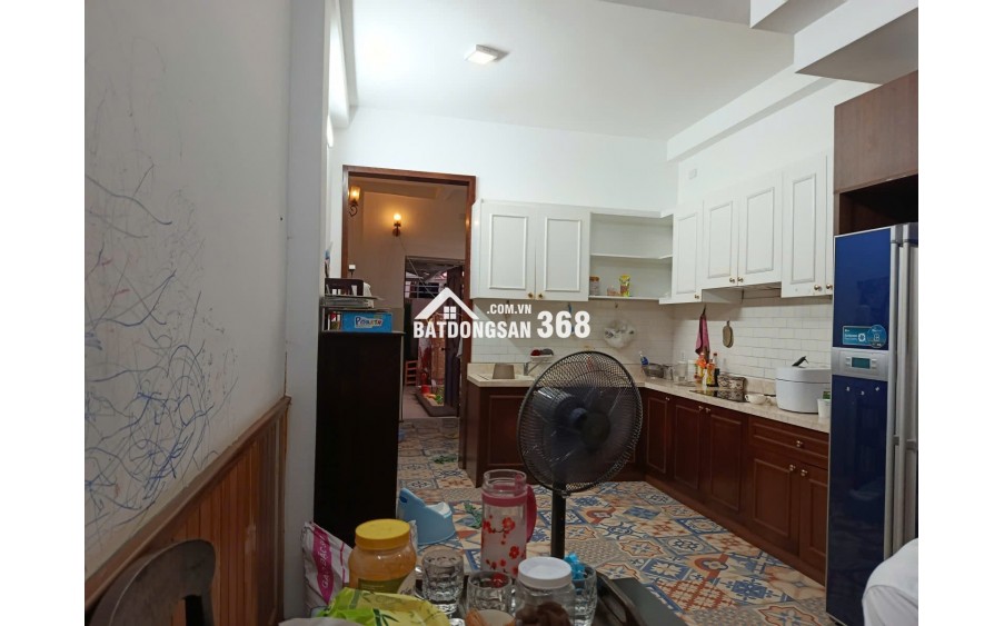 Chính chủ tự xấy,  cần bán gấp nhà LÔ GÓC 70m2 đường số 102 Quận 9 HXH ngủ trong nhà