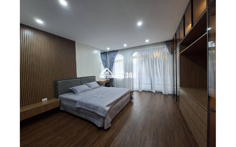 Bán nhà Ngõ 61 Lạc Trung, 38 m2, 5 tầng, gần khu phân lô, giao thông thuận tiện. 7,5 tỷ