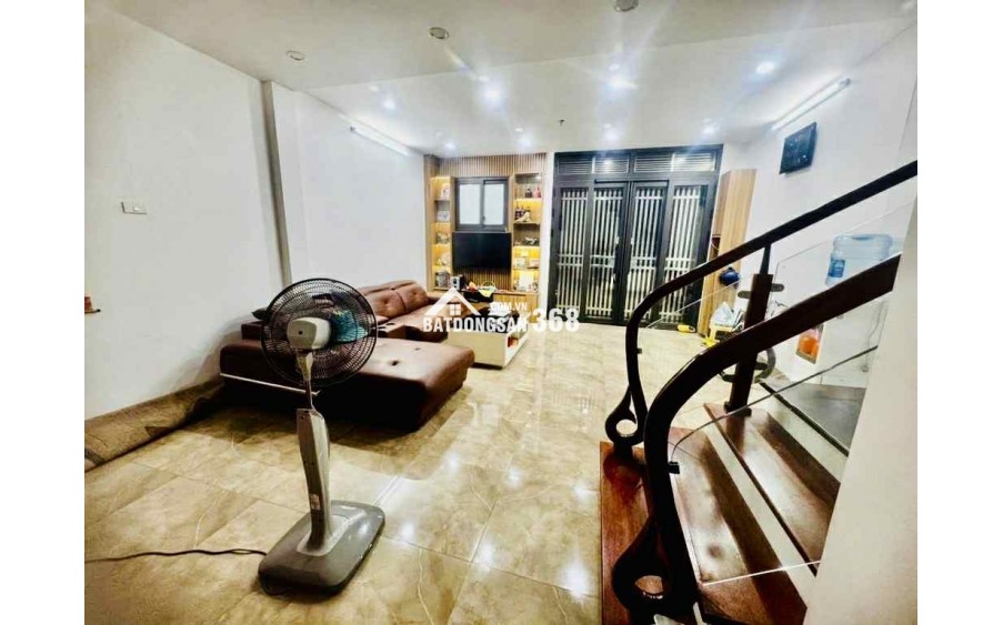 BÁN NHÀ TRIỀU KHÚC - NỞ HẬU - BA GÁC ĐỖ CỬA - 55M -6.7 TỶ