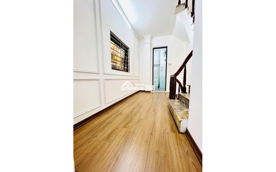 BÁN NHÀ PHỐ LA THÀNH FULL NỘI THẤT MT 6M DIỆN TÍCH 35M2 GIÁ 7 TỶ