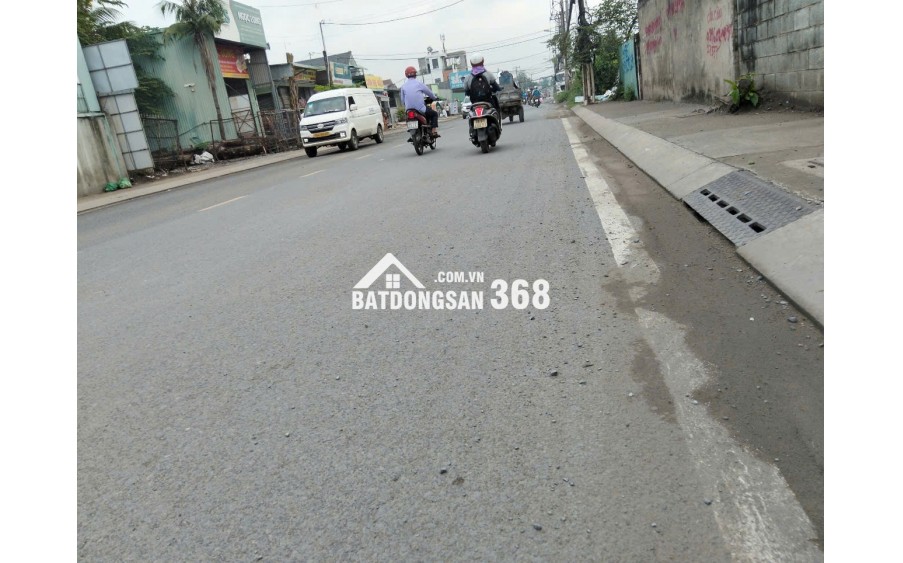 Nhà Cấp 4 Kiên Cố – Hẻm Xe Hơi, Nguyễn Duy Trinh - Phường Phú Hữu – Sổ Đẹp – giá 8 tỷ 5