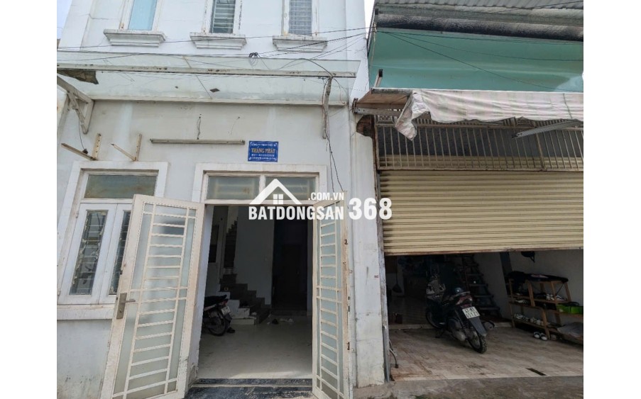 Chính chủ cần bán! Nhà 6PN An Phú Đông, Quận 12, DT 97m2, Cách QL1a 150m, giá TL