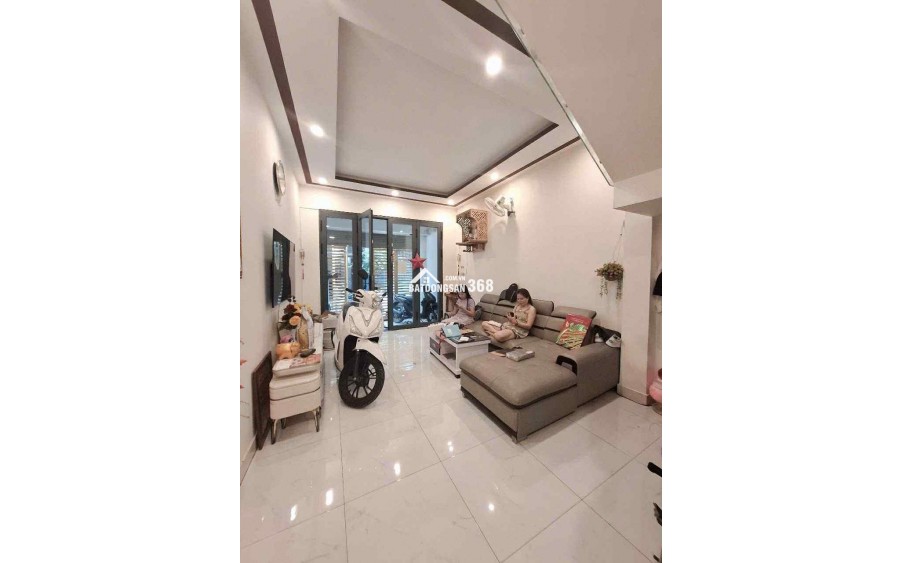 [#QUẬN_10]- ĐẸP HẺM XE HƠI 6M - CMT8 P15 - 50M RA MẶT TIỀN ĐƯỜNG - 3 TẦNG MỚI Ở NGAY -