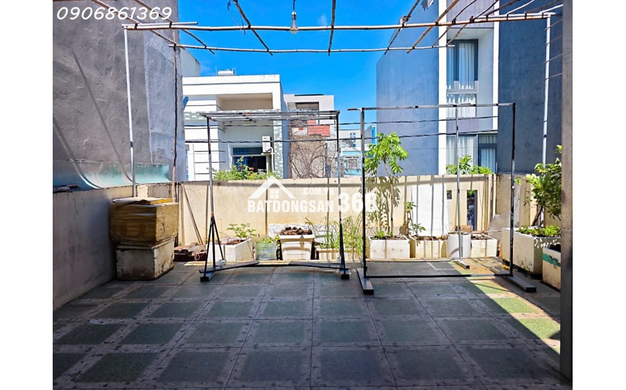 CĂN GÓC 2 MT, 65m2, 3 TẦNG LẦU, SÂN THƯỢNG THOÁNG MÁT, ĐƯỜNG LINH ĐÔNG, PHƯỜNG LINH ĐÔNG, THỦ ĐỨC, ĐƯỜNG TRƯỚC NHÀ 7M.