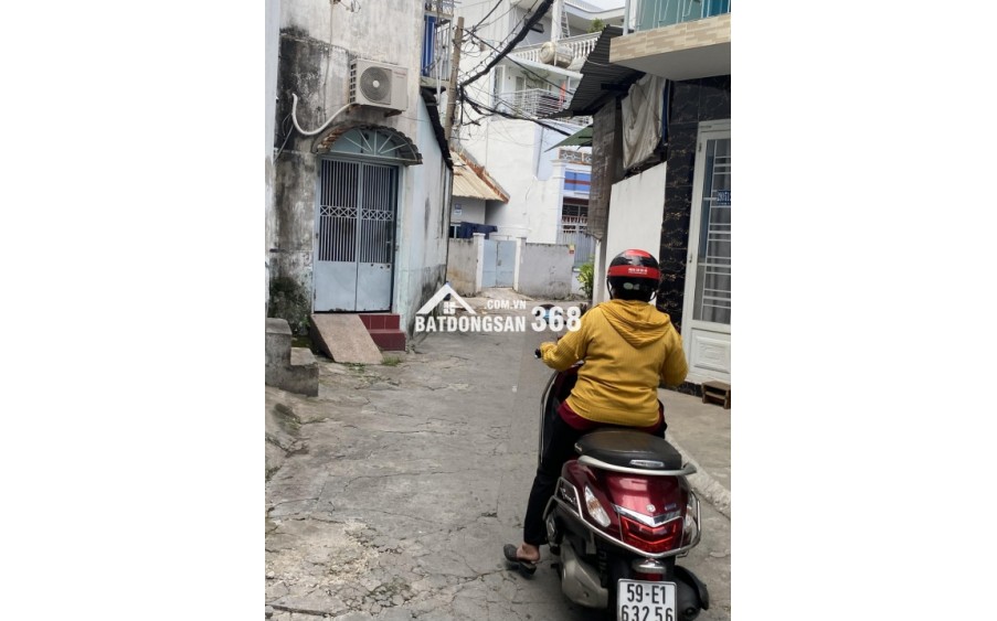 Bình Thạnh-Hẻm xe hơi đổ cửa Nơ Trang Long 5 phút ra Chợ Bà Chiểu- -37M2-2Tầng-Nhỉnh 5Tỷ