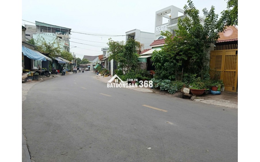 Chính chủ tự xấy,  cần bán gấp nhà LÔ GÓC 70m2 đường số 102 Quận 9 HXH ngủ trong nhà