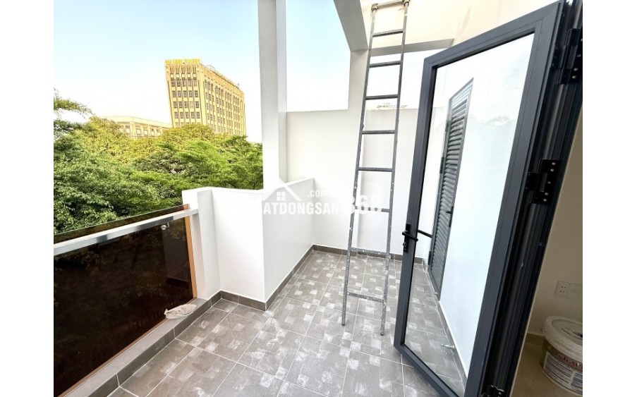 BÁN NHÀ KHU VIP LỘC VỪNG- NHÀ MỚI HXH - QUỐC LỘ 13 - TP. THỦ ĐỨC - GIÁ 8.6 TỶ