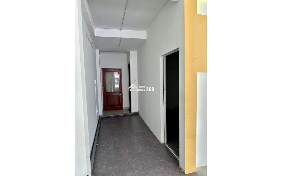 Chính chủ cho thuê mặt bằng nhà 21 Phan Đình Phùng, Phú Nhuận. Gần chợ Phú Nhuận